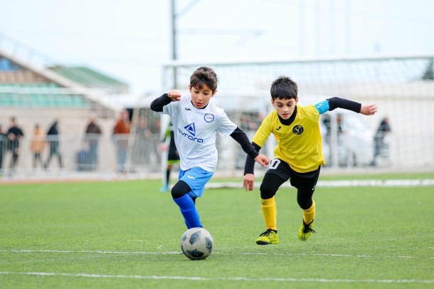“Avrora Qrup”dan uşaq futboluna dəstək - FOTOLAR